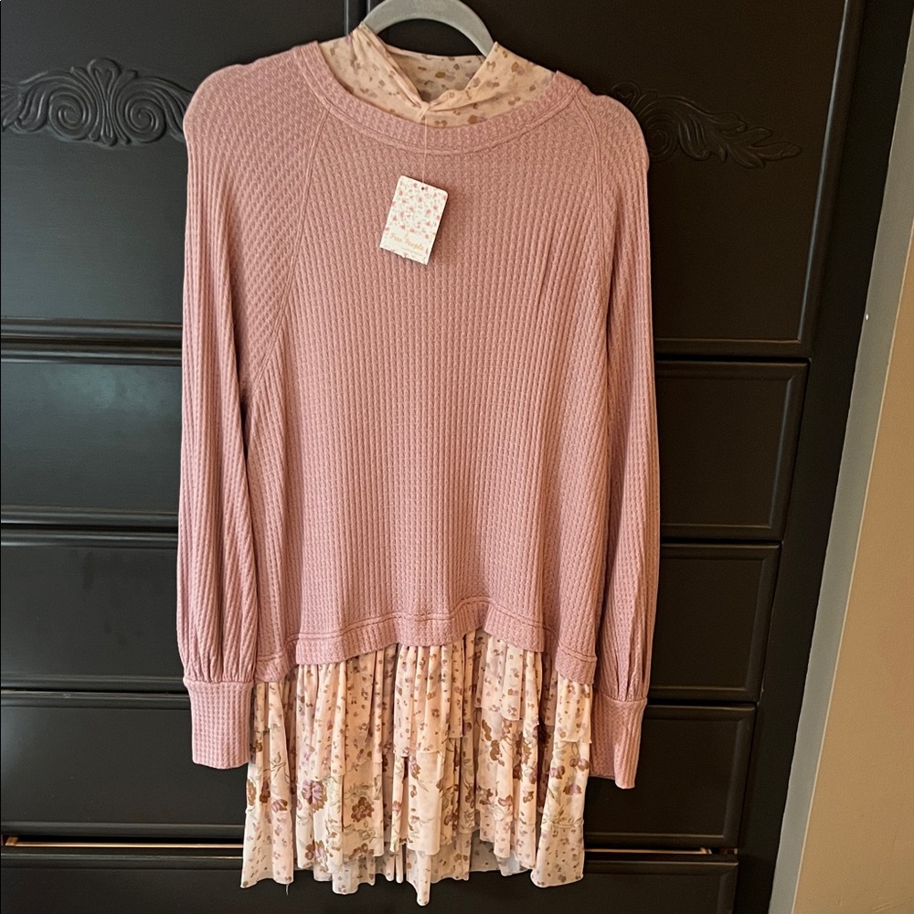 Free People -NWT-  Pink Waffle Knit Pullover with Floral Hem.